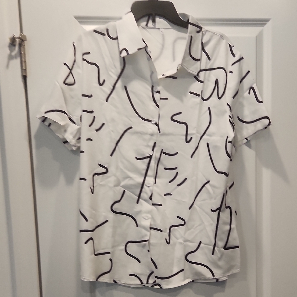 White‎ and Black Abstract Pattern Men's Shirt